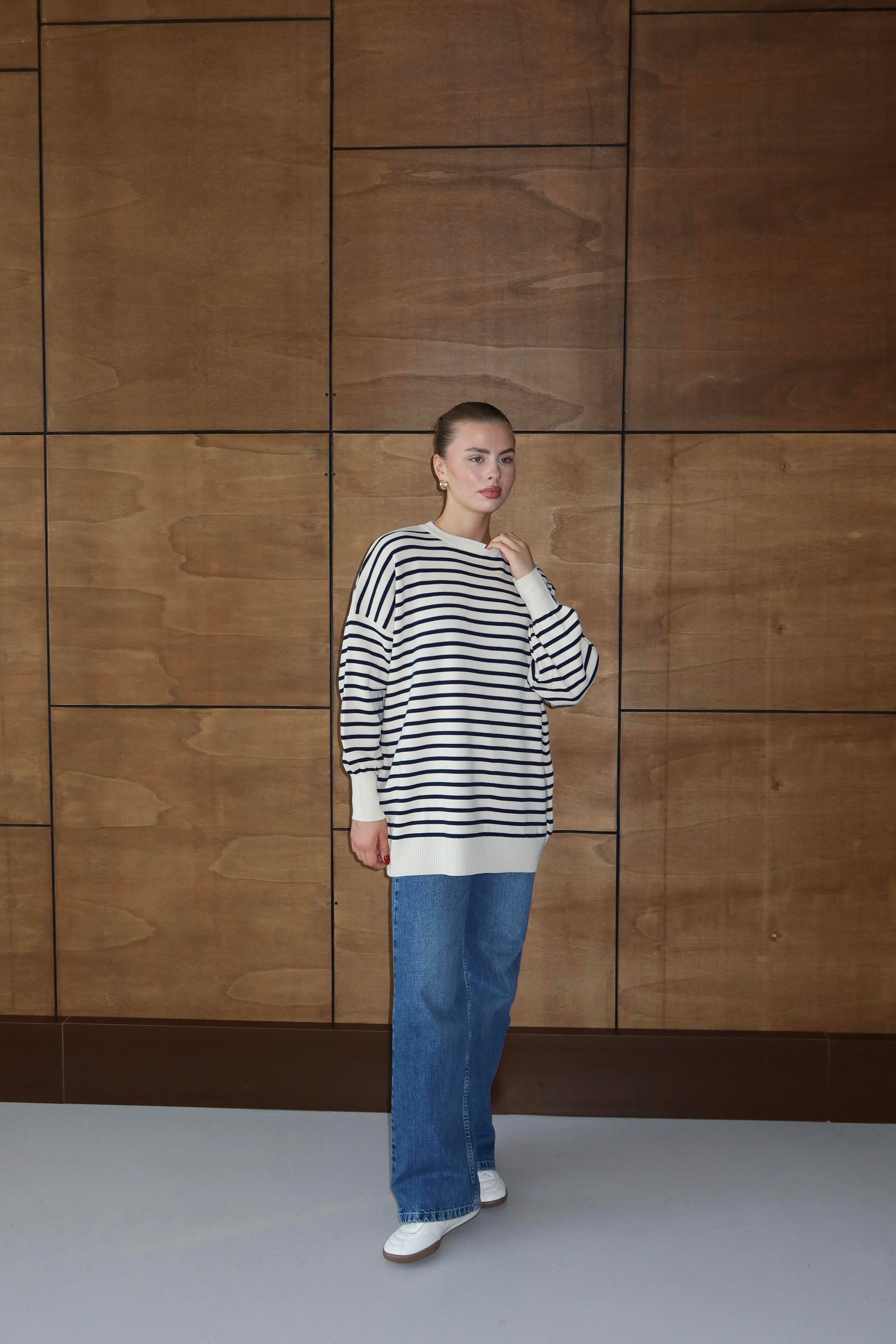 Luna Oversize Çizgili Kazak - Lacivert