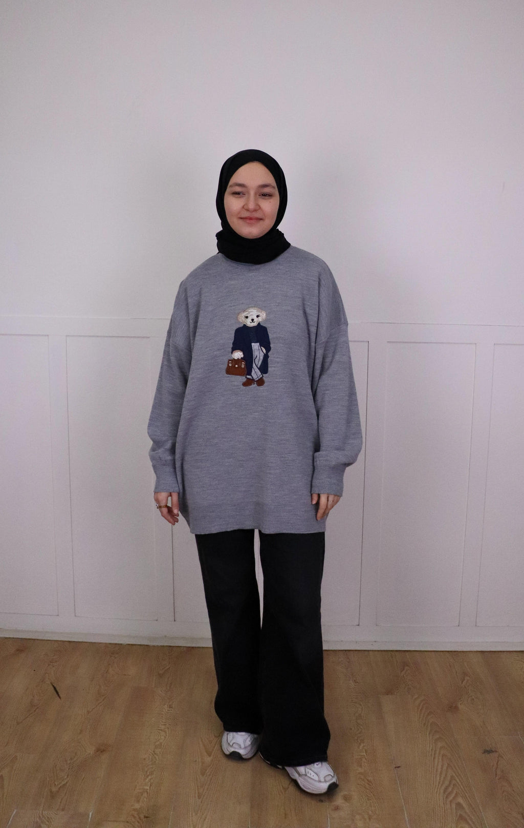 Tia Nakışlı Triko Oversize Kazak - Gri