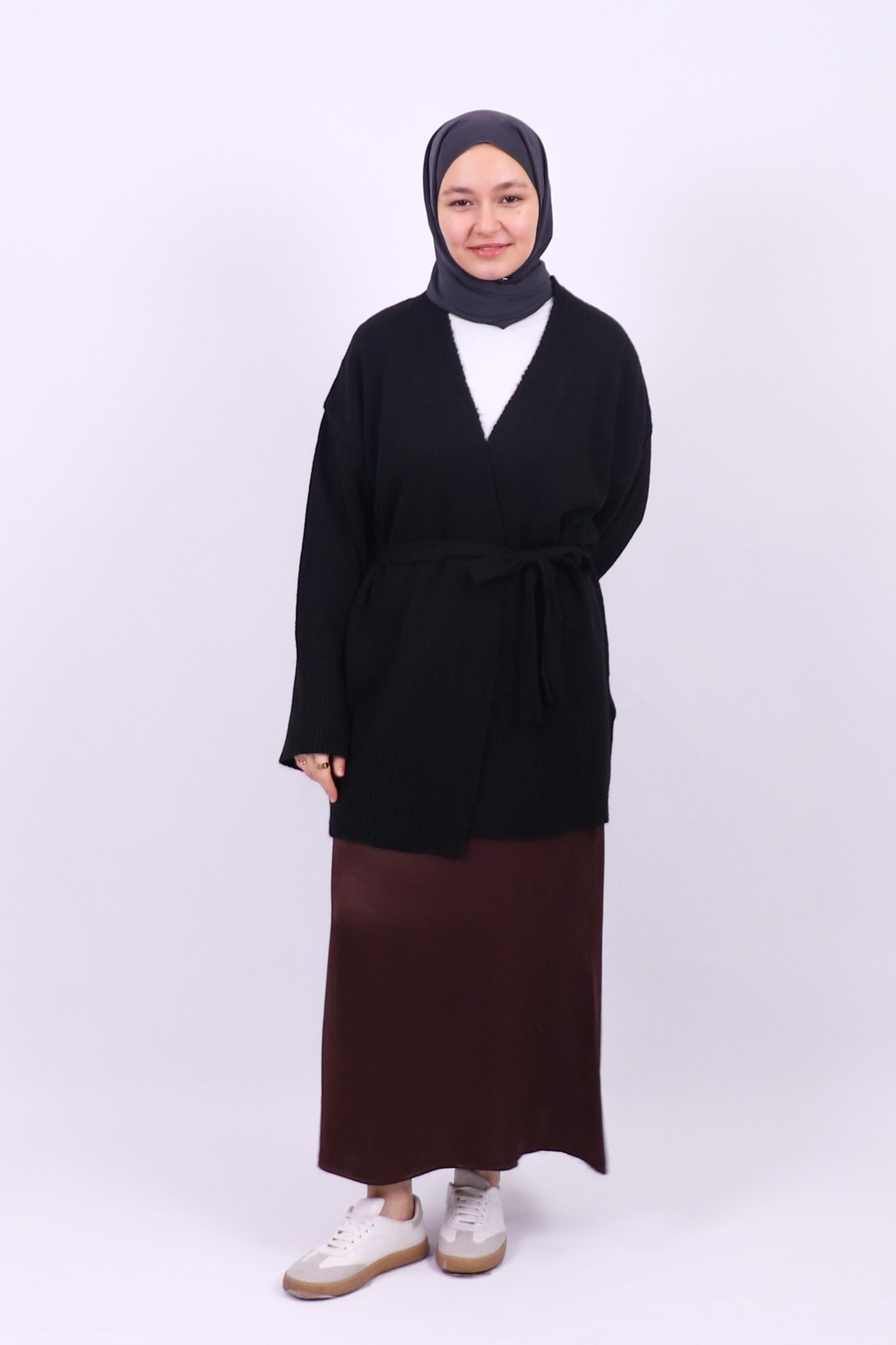 Siyah Yumuşak Dokulu Triko Kimono Hırka