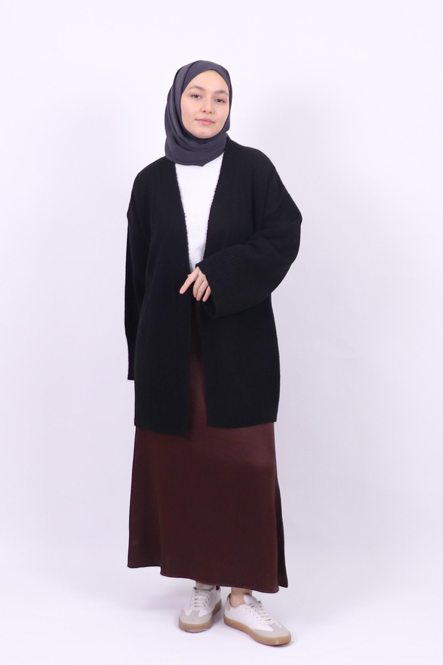 Siyah Yumuşak Dokulu Triko Kimono Hırka