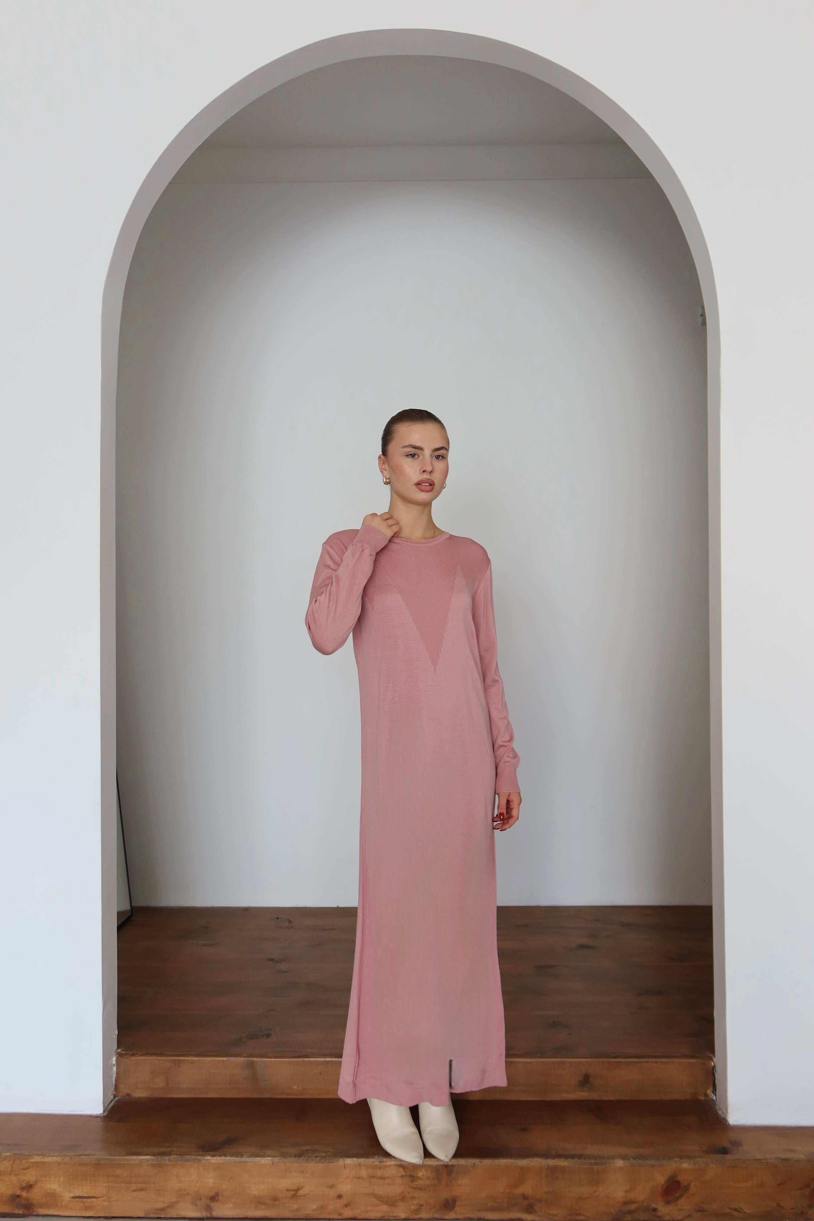 Noir V Desen Premium İplik Triko Elbise - Pembe