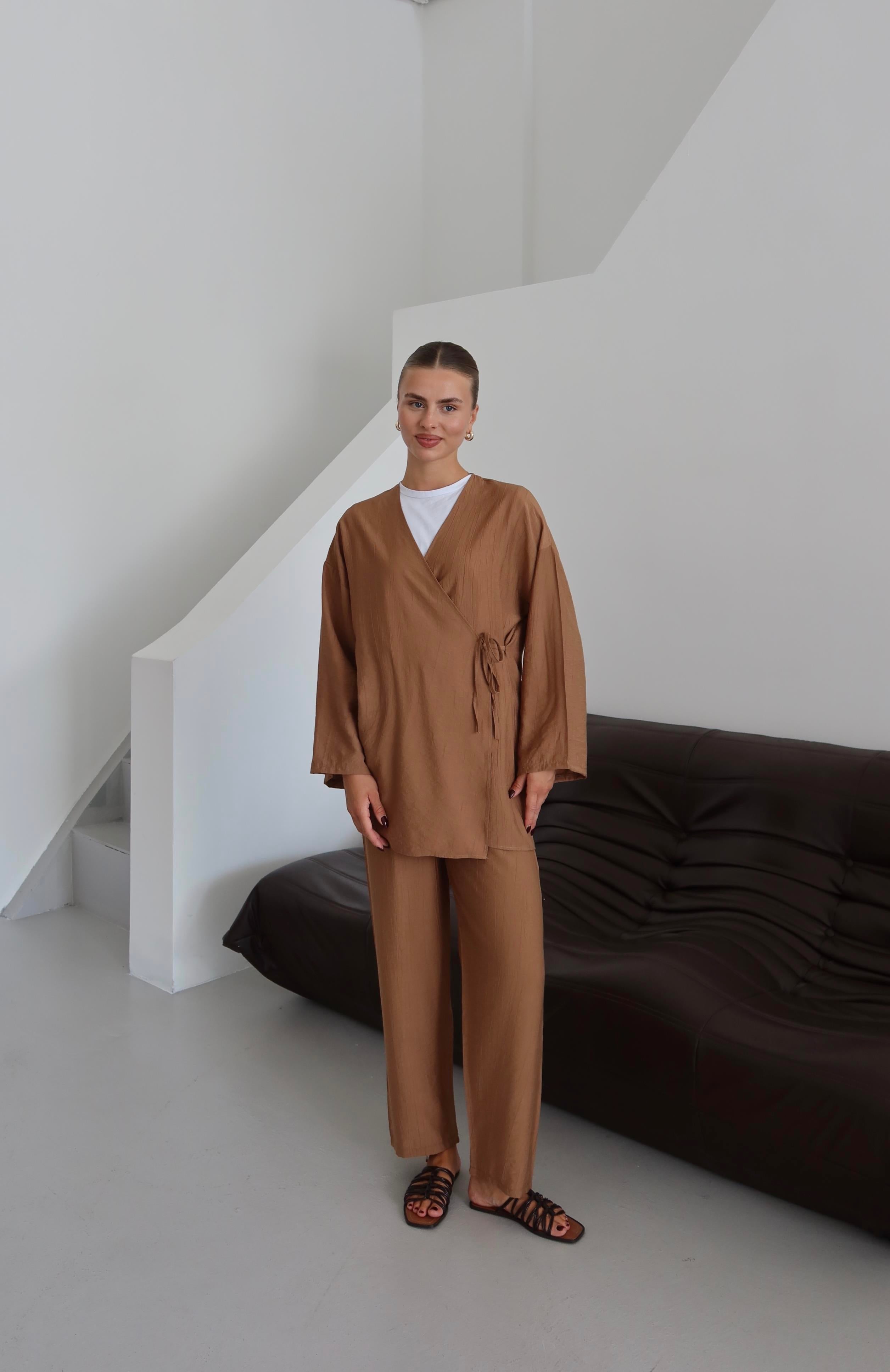 Kahverengi Krinkıl Dokulu Kimono Takım