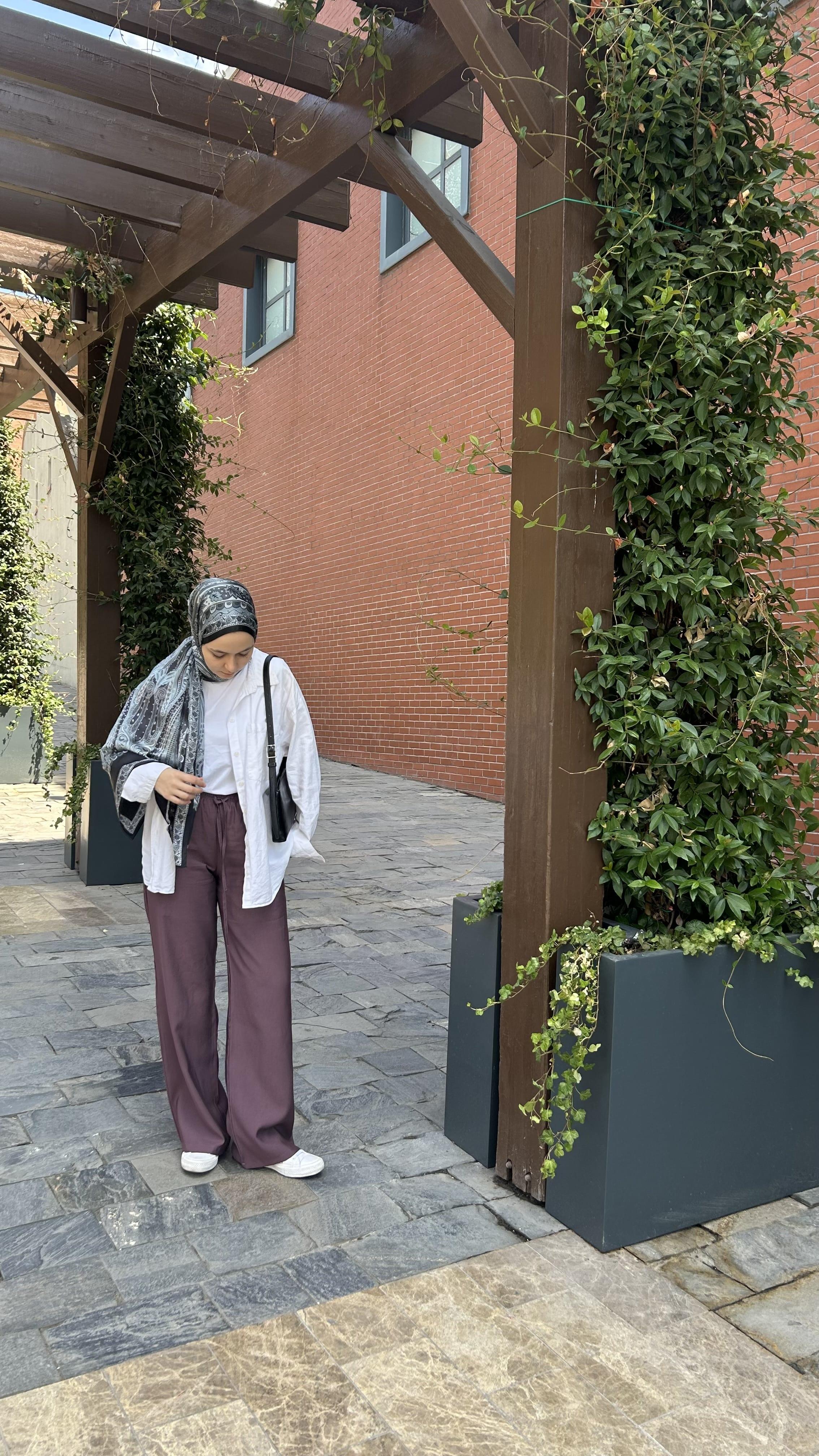 Siyah Modal Dökümlü Rahat Cepli Bol Pantolon - Siyah