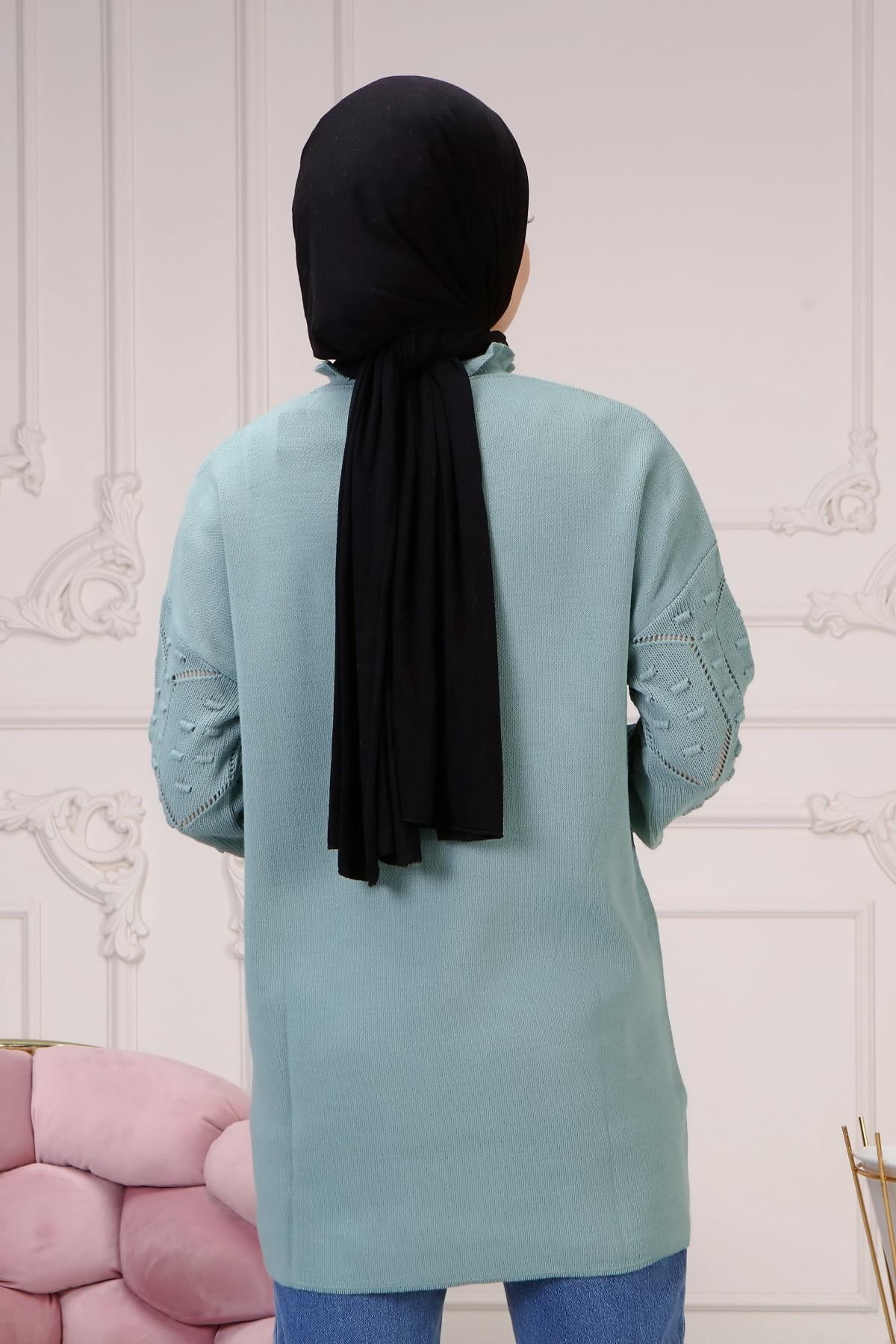 Kadın Kolu Desenli Triko Kazak
